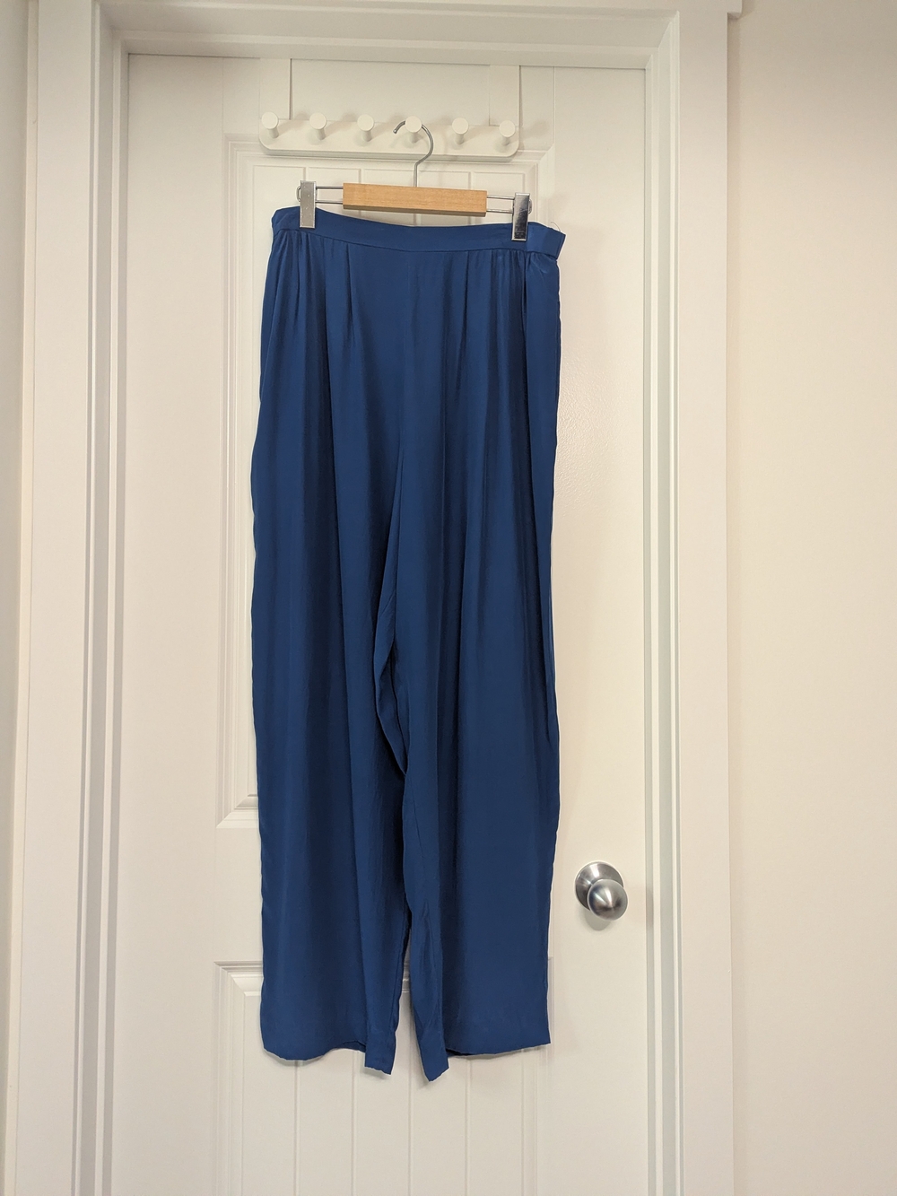 Women's Wide-Leg High Rise Silk Blue Pants Size 14 Vintage